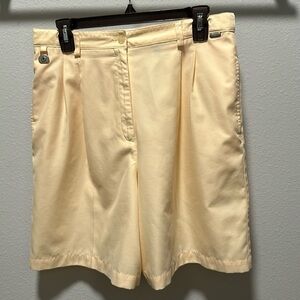 LizGolf Canary Yellow Shorts Size 12 by Liz Claiborne Excellent pre owned shape